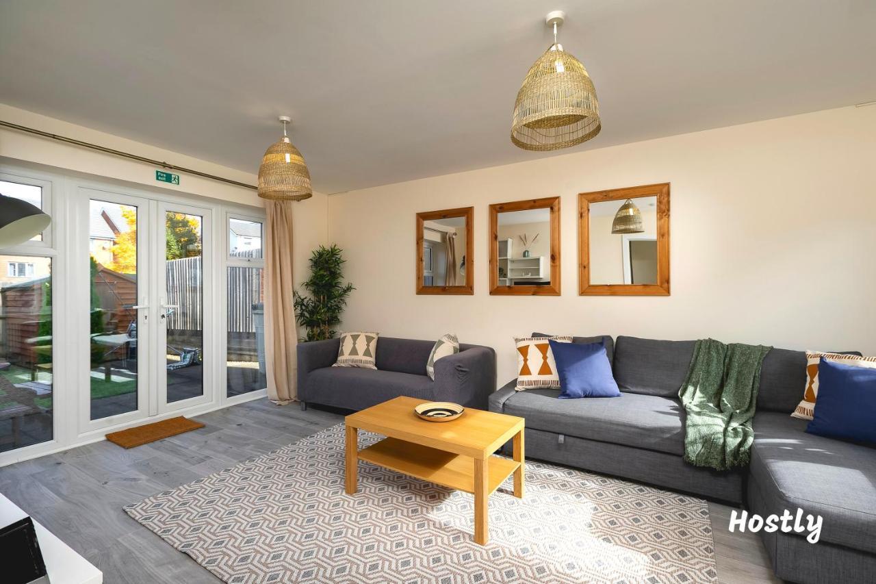 Puffin Way - Comfortable, Spacious House With Parking Reading Exteriér fotografie