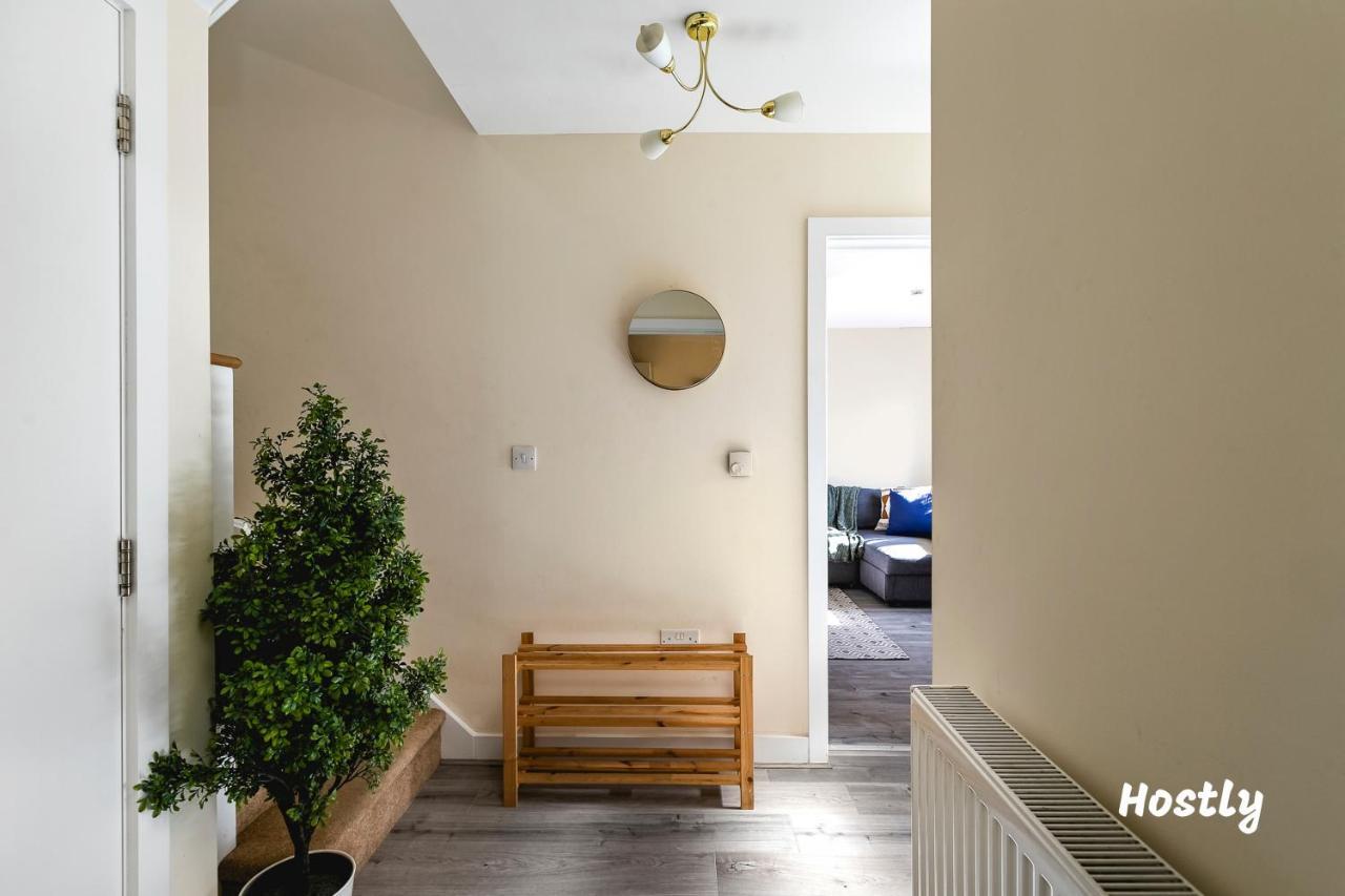 Puffin Way - Comfortable, Spacious House With Parking Reading Exteriér fotografie